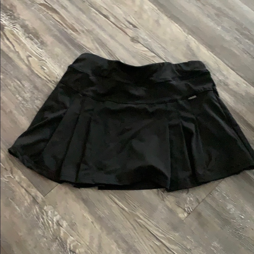 Black tennis skirt